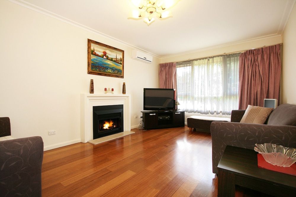 3 43 Thames Holiday Unit