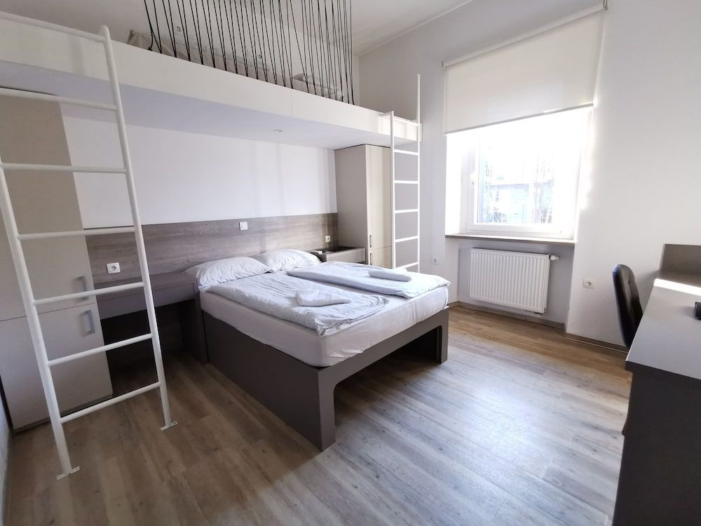 Rooms Ambrozic 1 estrelas em Liubliana