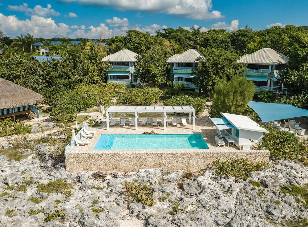 Idle Awhile Cliffs 1