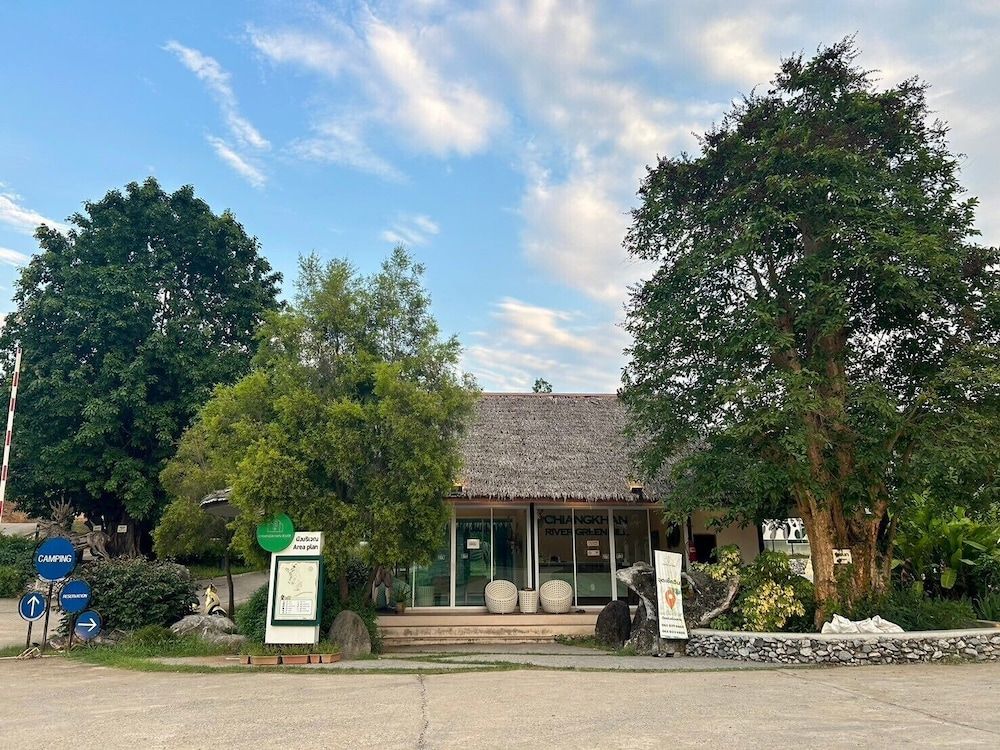 Chiangkhan River Green Hill 3