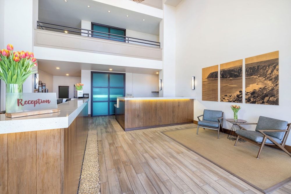 Hilton Vacation Club Riviera Beach & Shores 3