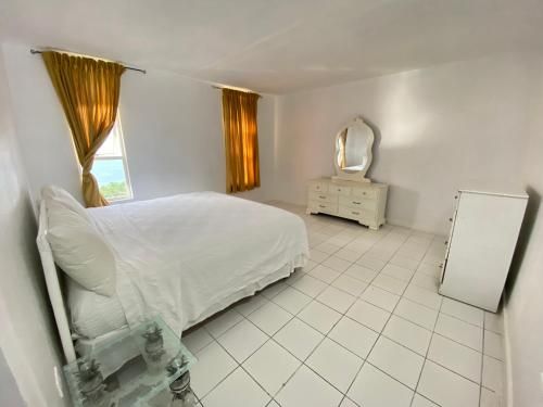 Deluxe Montego Bay Club Studio & Suites 2