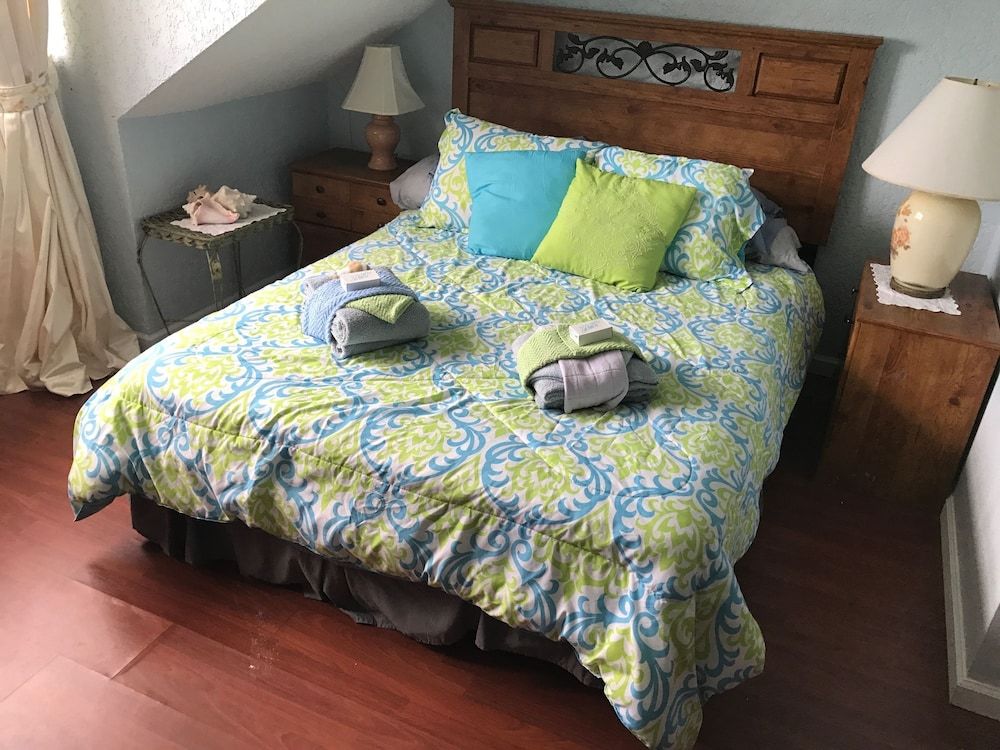 Delaporte Point Oceanfront Townhouse 3