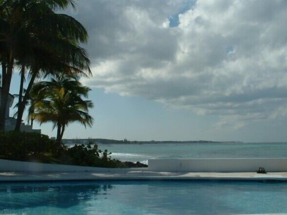 Delaporte Point Oceanfront Townhouse 1