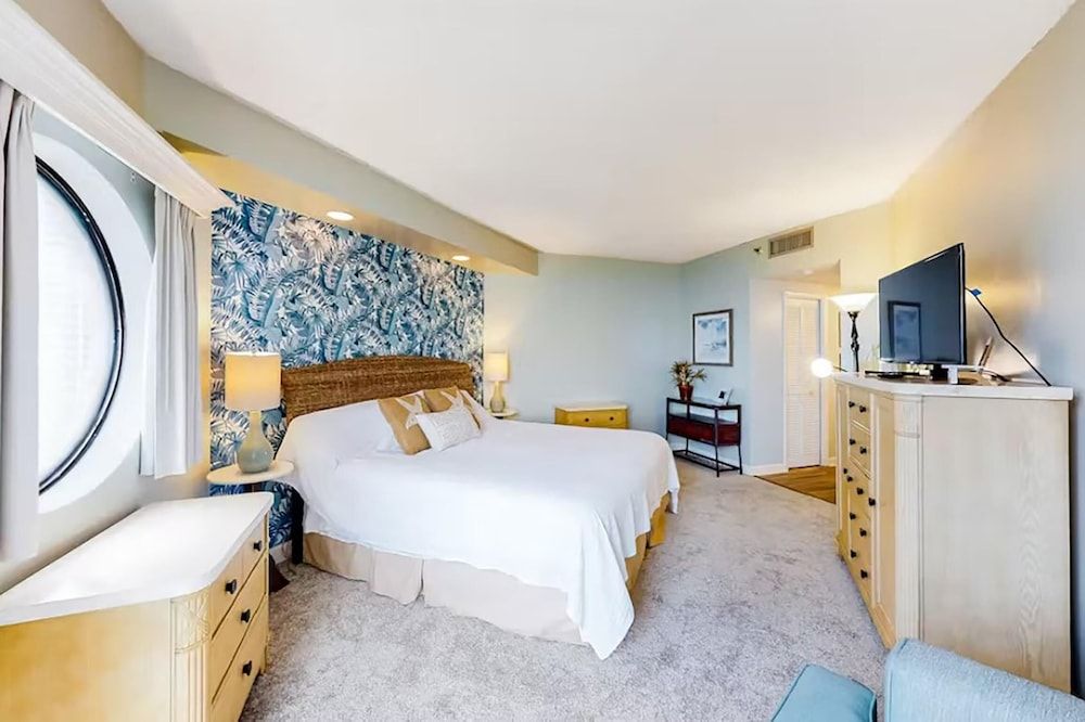 Surfside Resort #404 2