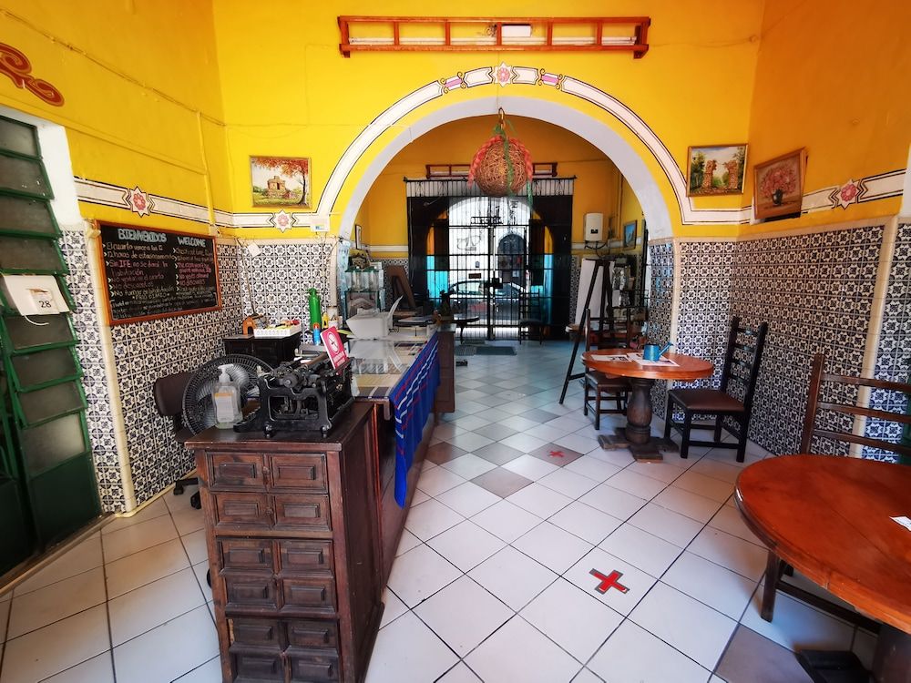 Hotel Mucuy 3