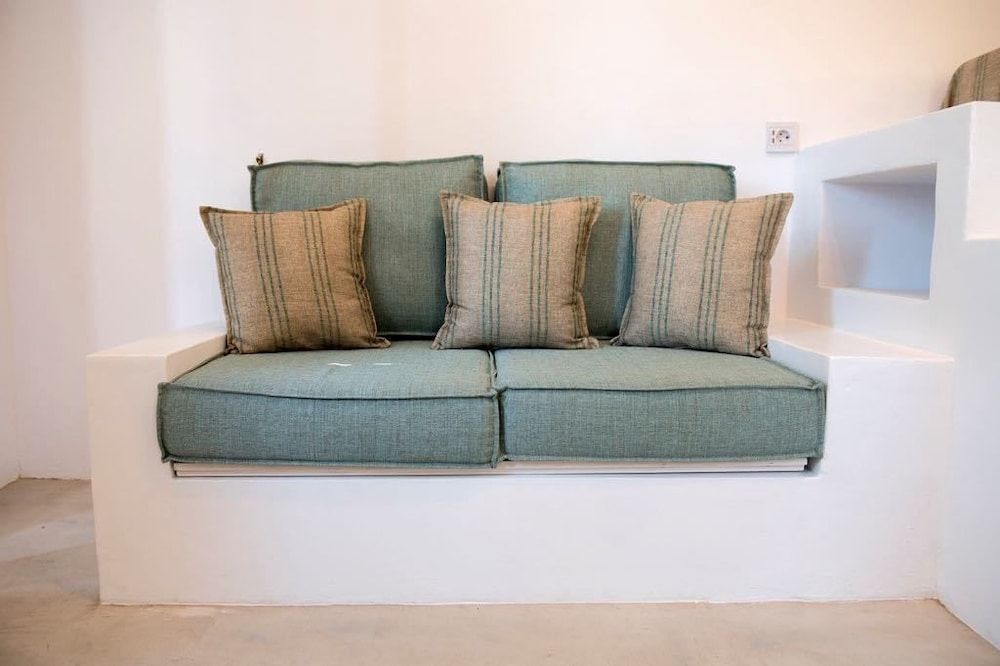 Blue Dawn Kalymnos 3