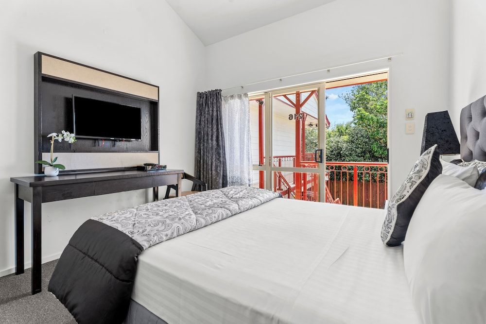 Avondale Motor Inn 2