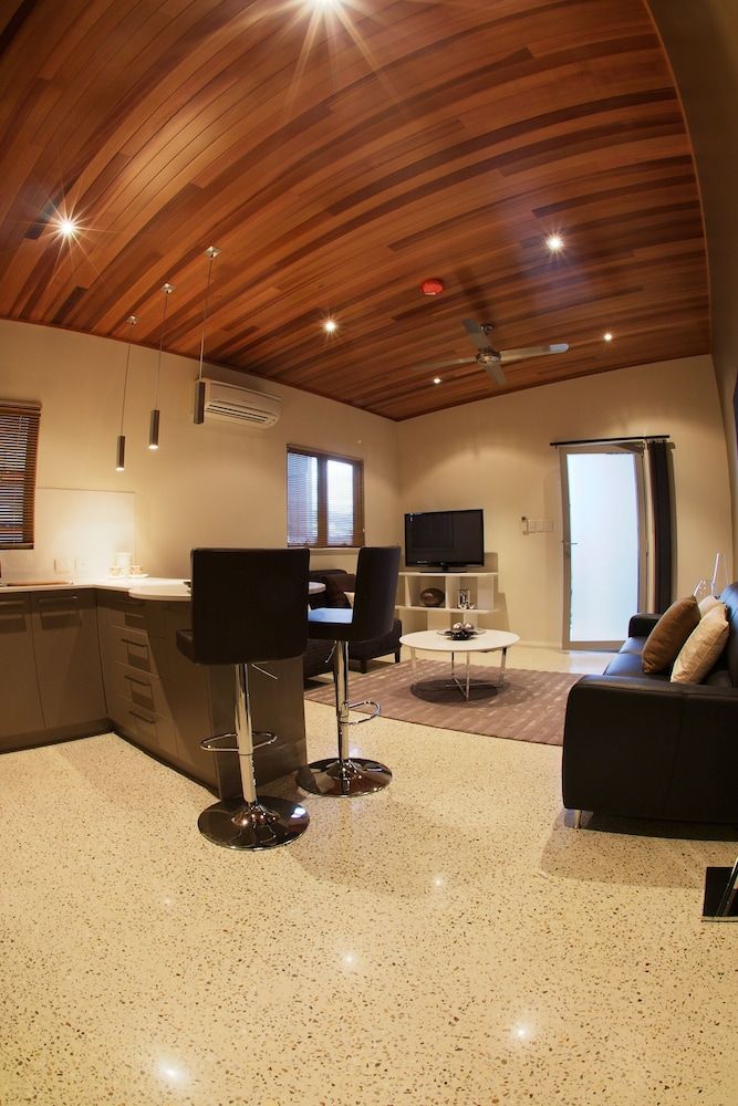 Mia Mia Executive Apartments 3