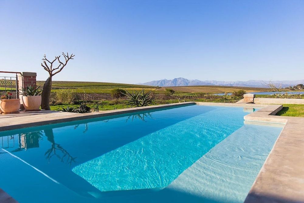 Vineyard Views Country House