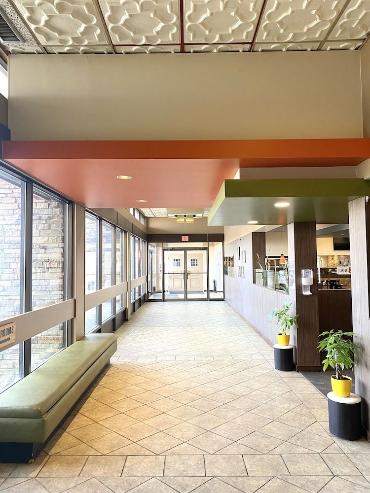 The George Dawson Inn & Conference Centre 2