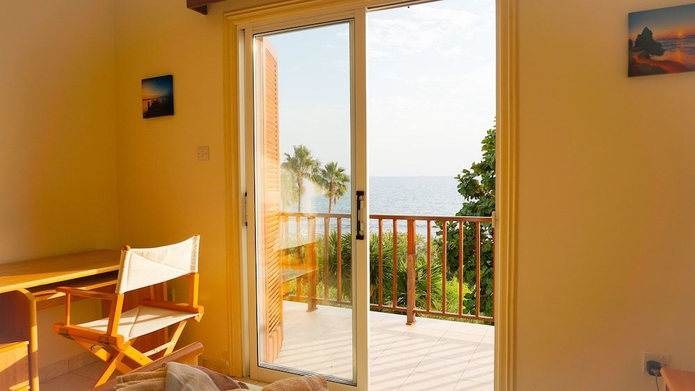 Beachfront Azura Sunrise 2