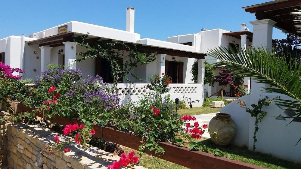 Anemonisia Deluxe Apartments & Mesonettes