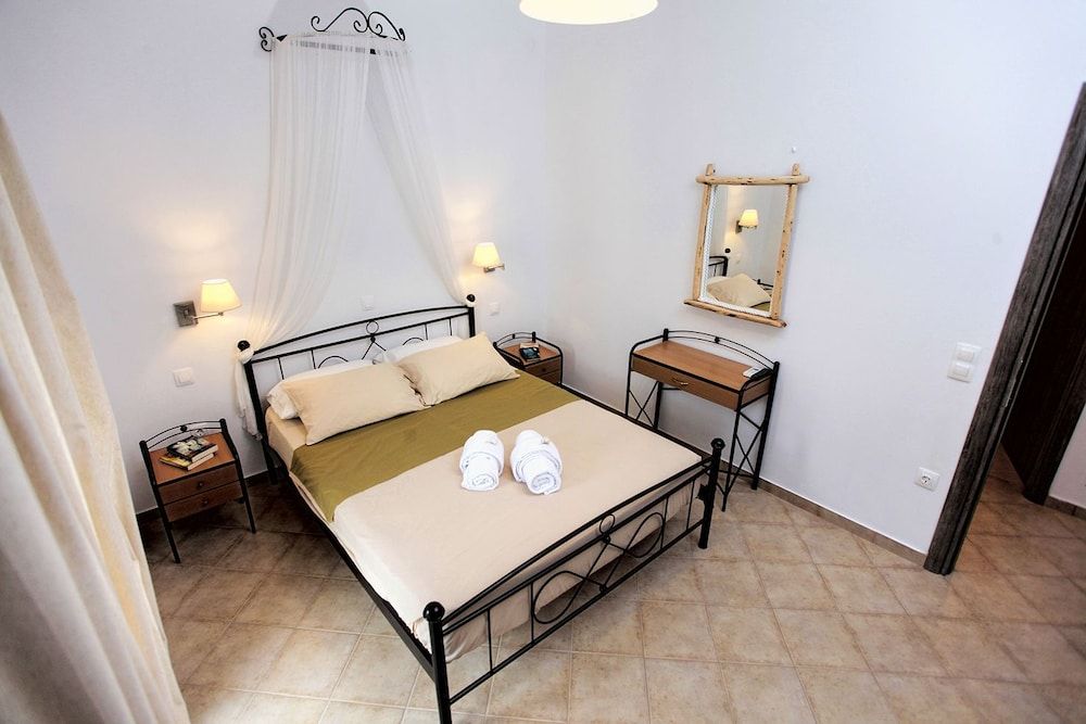 Anemonisia Deluxe Apartments & Mesonettes 2