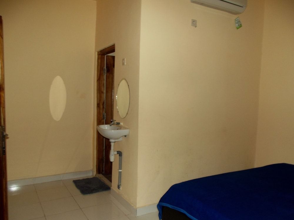 Hotel Aulia 3