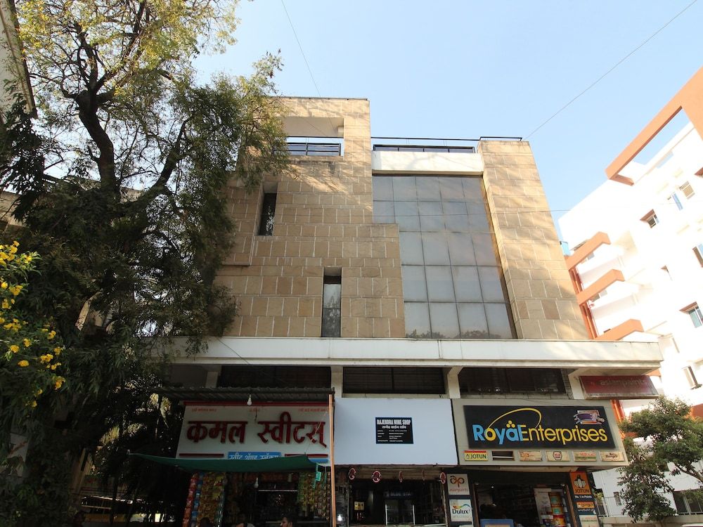 Hotel Pooja International 2 estrelas em Nashik