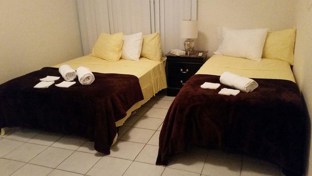Star Self-Serviced Apartment Rentals 2