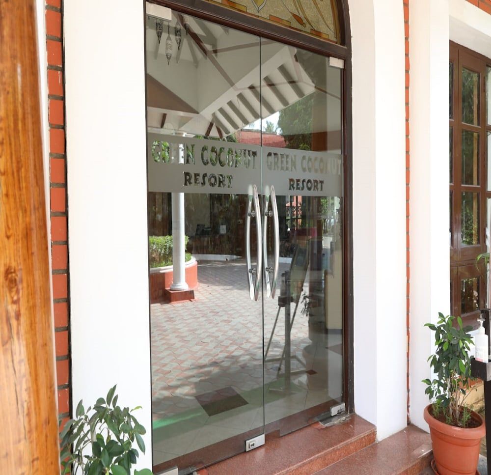 Green Coconut Resort 2