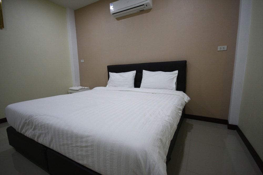 Charoensuk Grand Hotel 3