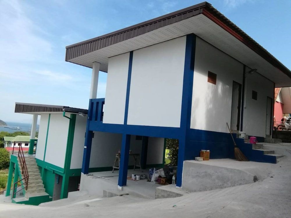 Neutron Bungalow 3