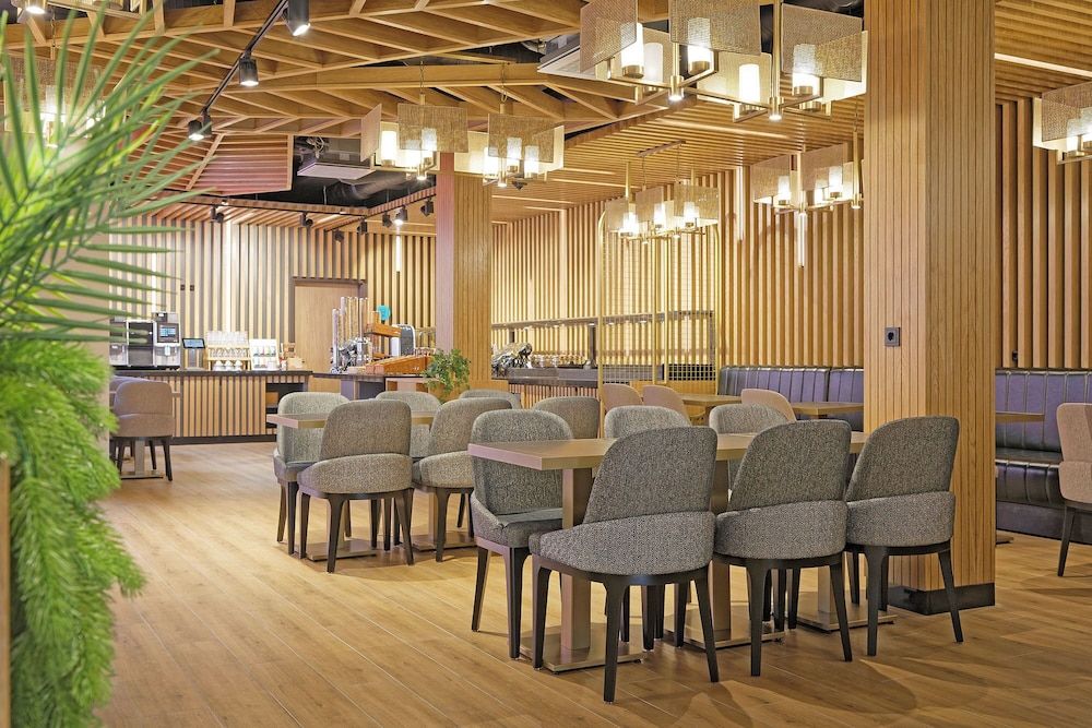 Friends Hotel Düsseldorf Airport 3