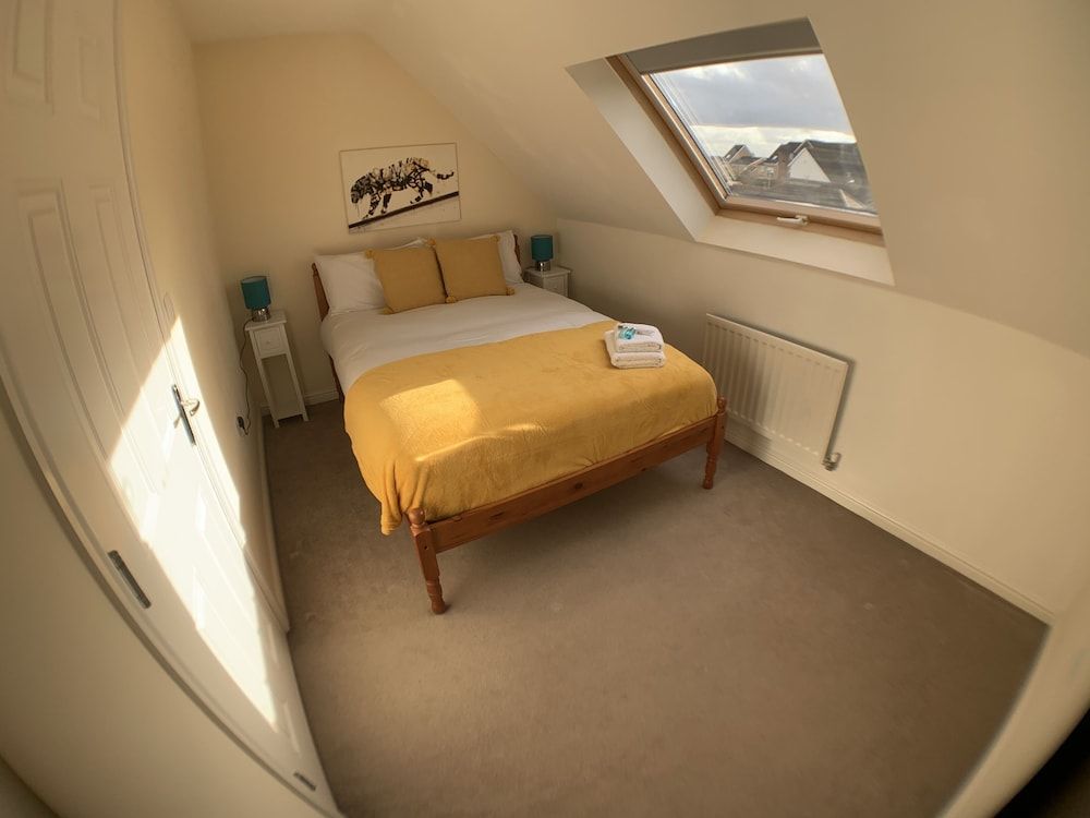 Harpers Brook  5 bedrooms TV Netflix 3