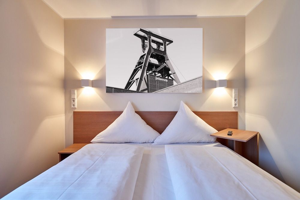 McDreams Hotel Essen-City 3
