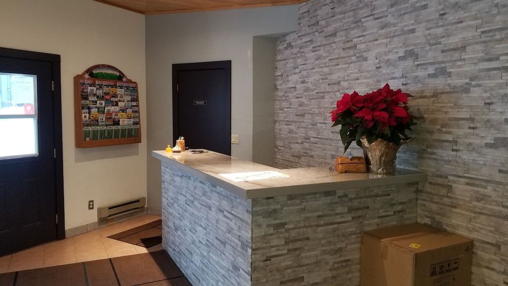 Valley Hi Motel - Near Winter Park Visitor Center 2