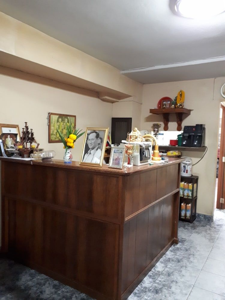 Urs Treff Guesthouse 2