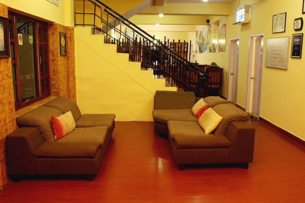 Country Club Valley Vista 2