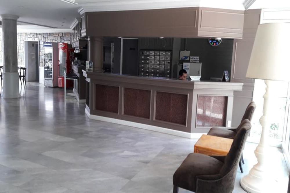 Garden Paradise Hotel & Serviced Apartment 2