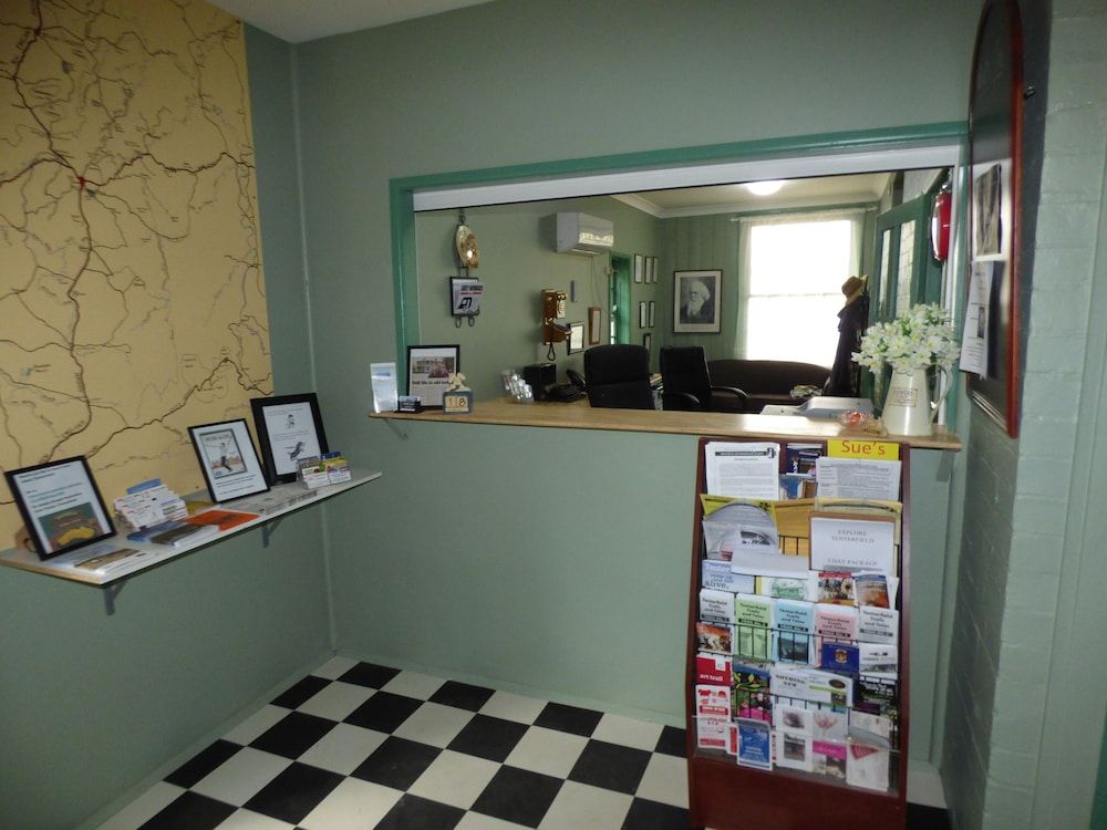 Tenterfield Lodge and Caravan Park 3