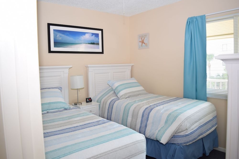 Sanibel Siesta on the Beach 3