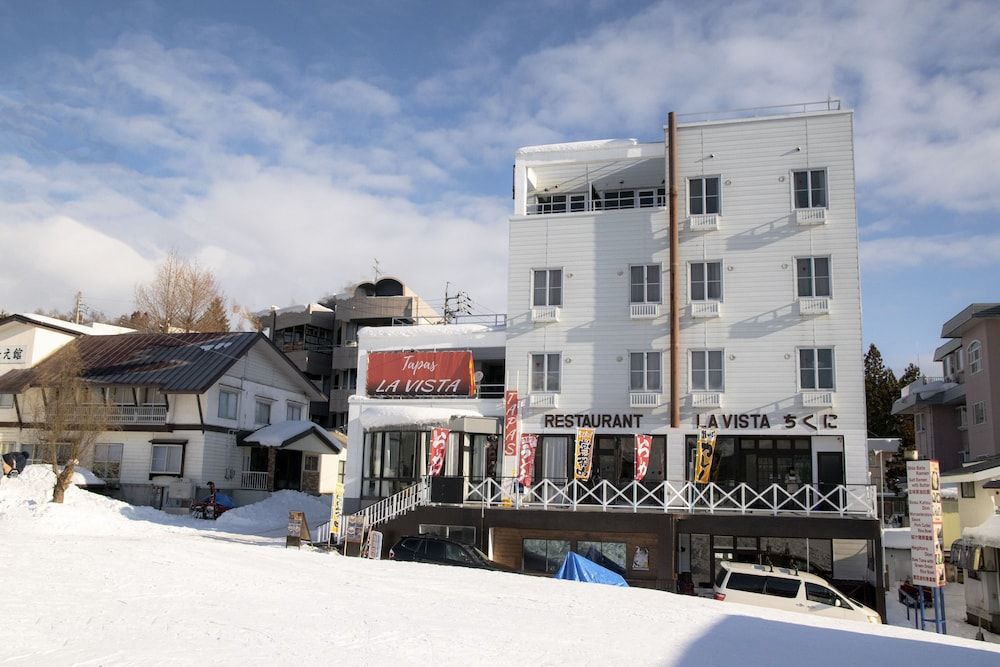 La Vista Hotel - Stay on the Slopes
