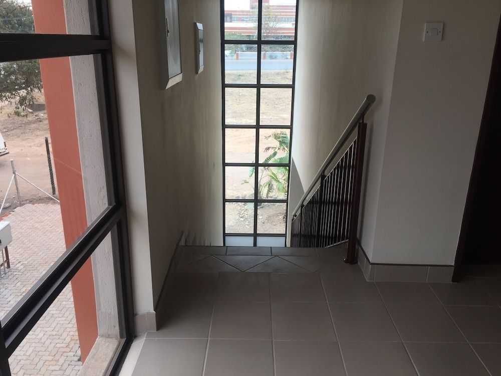 Cycad Palm Hotel 2
