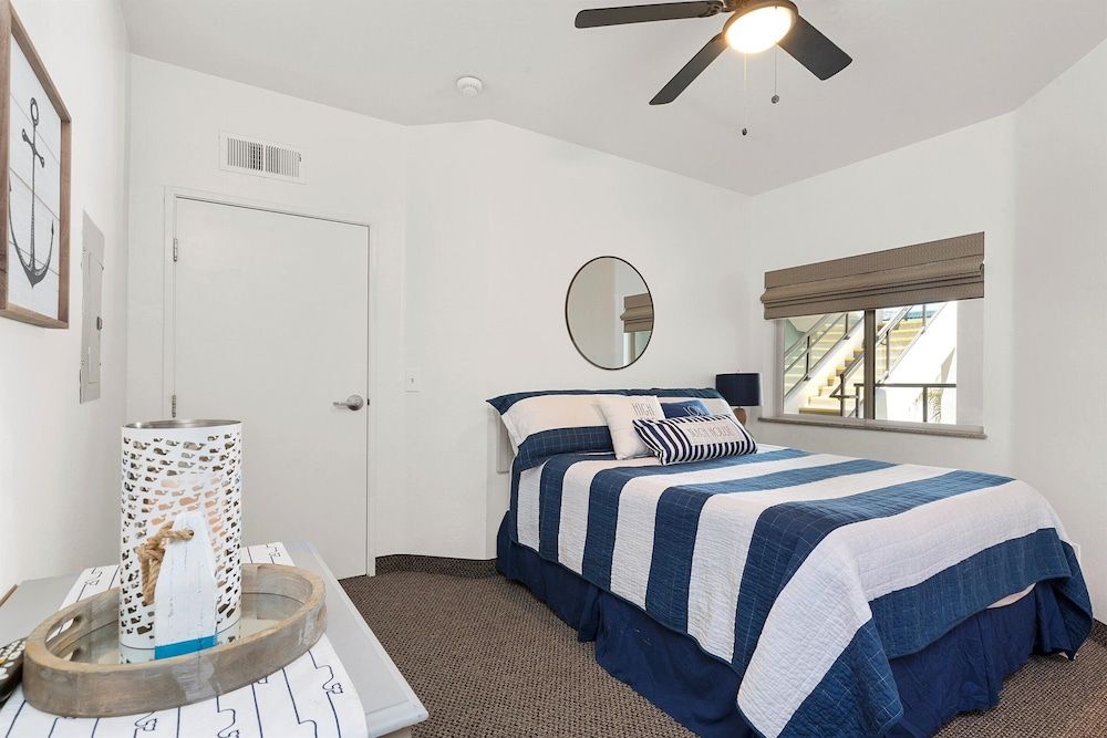 Beach House Inn & Suites 3