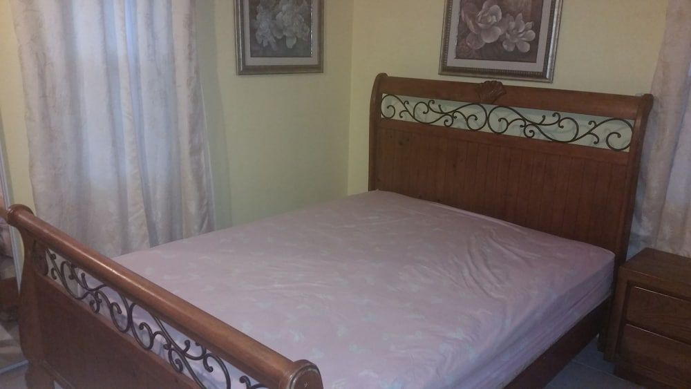 Palm Cove - 2 Bedroom Cottage 2