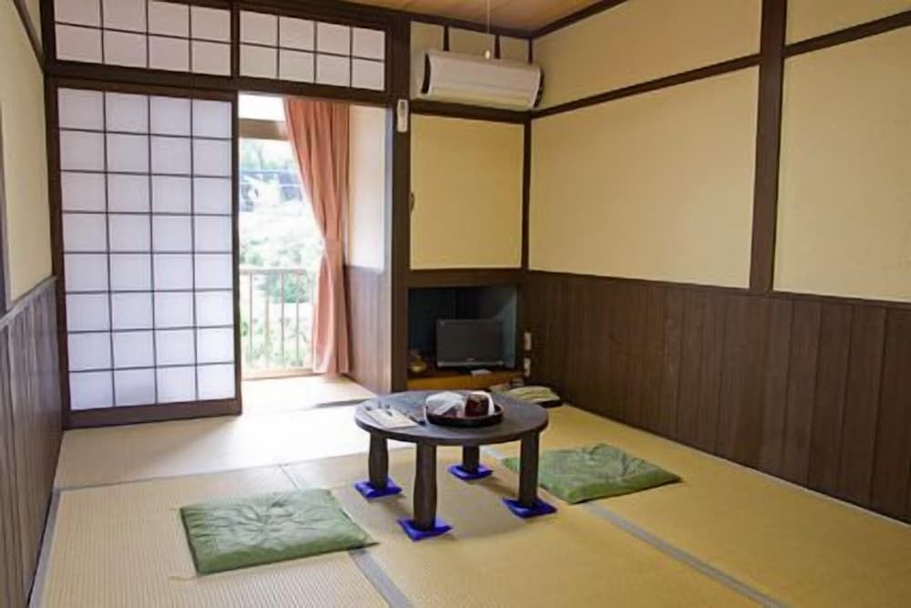 Amanohashidate Ryokan Maruyasu 3