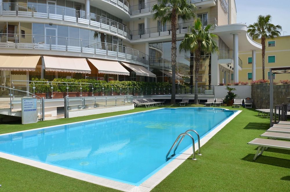 Mediterraneo Palace Hotel 1