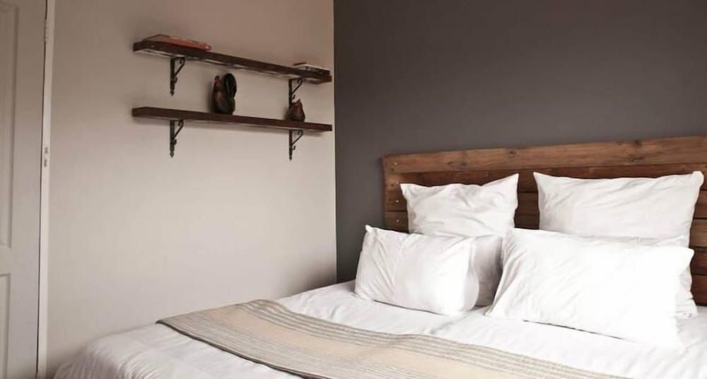 Carrington Guest House 2