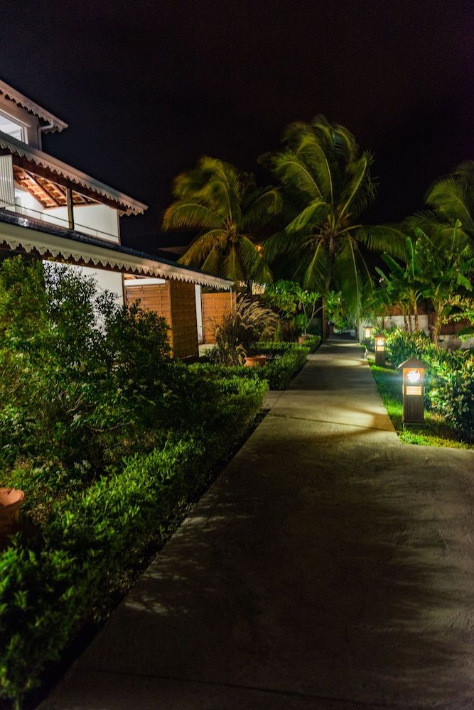 Makare Lagoon Club 2