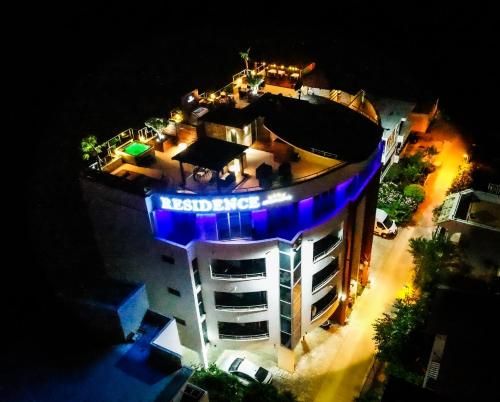 RESIDENCE Apartments 3