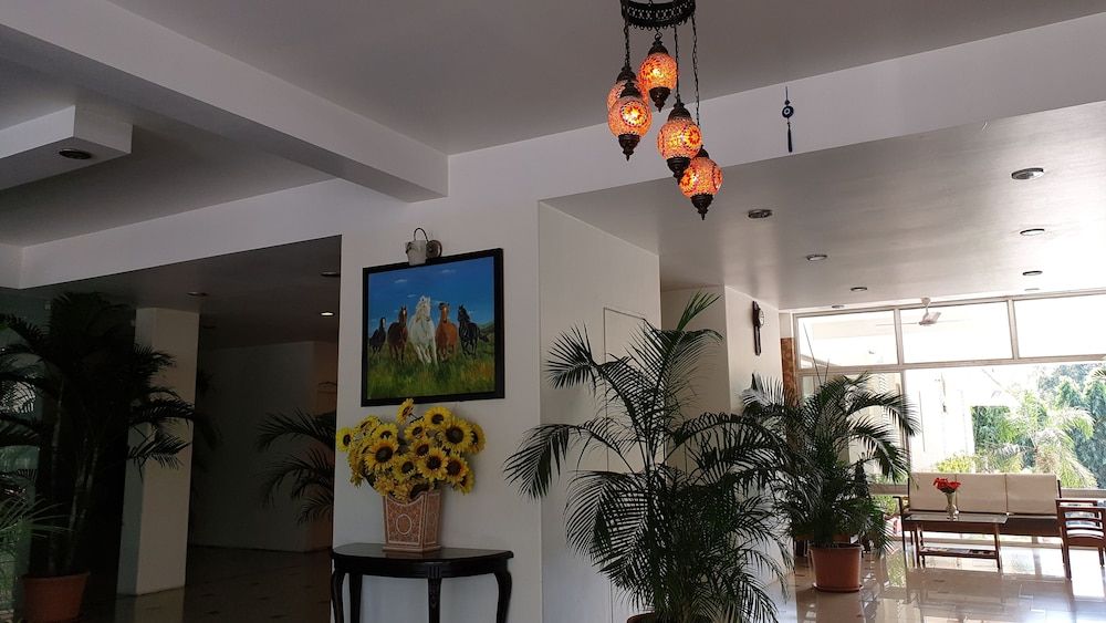 Resort Silver Hills Lonavala 2