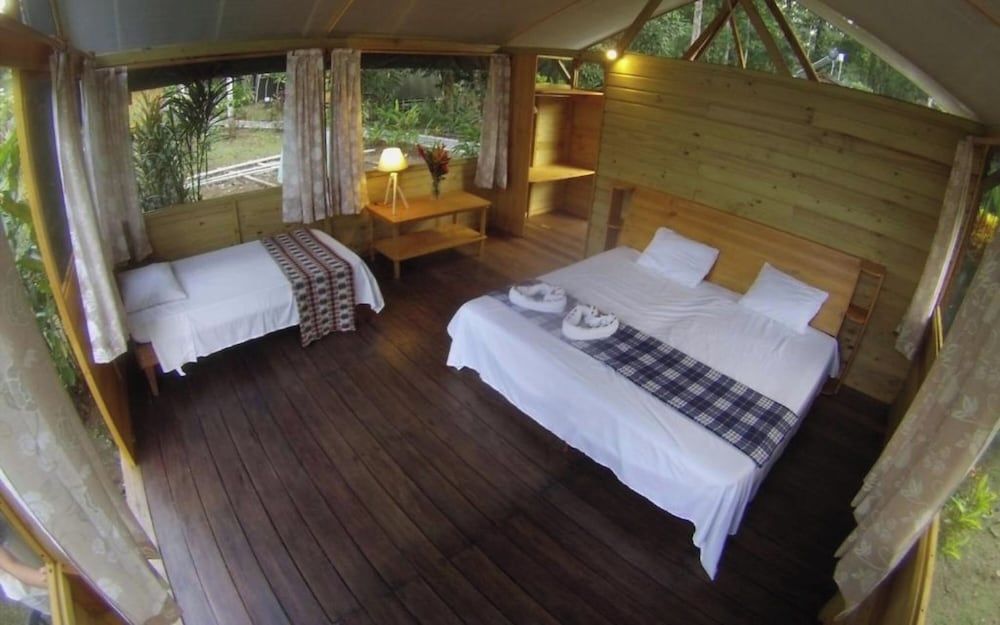 Lirio Lodge 3