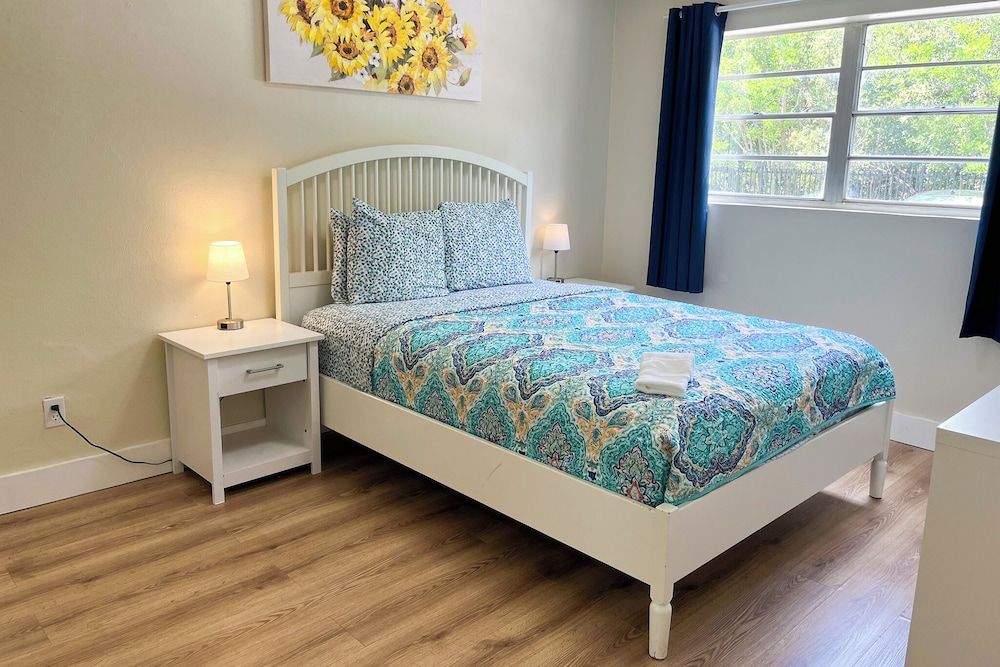 Sunny Isles Apartments by MiaRentals