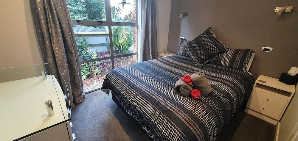 De Vine Martinborough 26 Cologne St