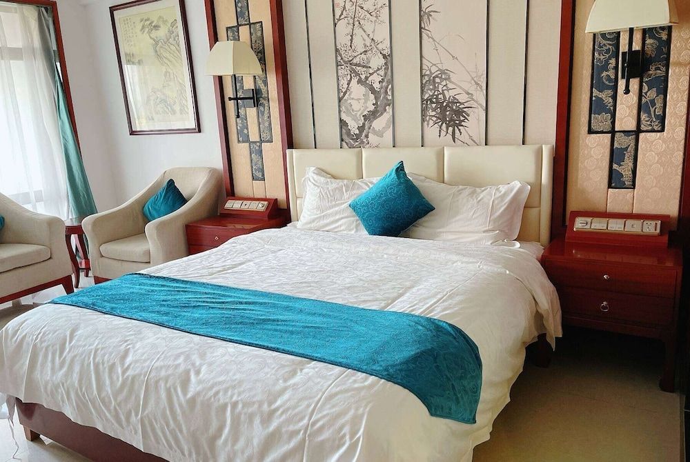 Ramada by Wyndham Wanning Resort 3