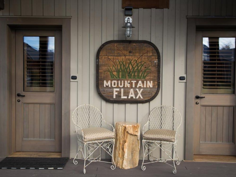 Headwaters Glenorchy Eco Lodge 3