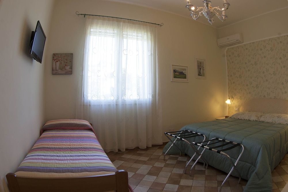 Villa dei Giardini 2