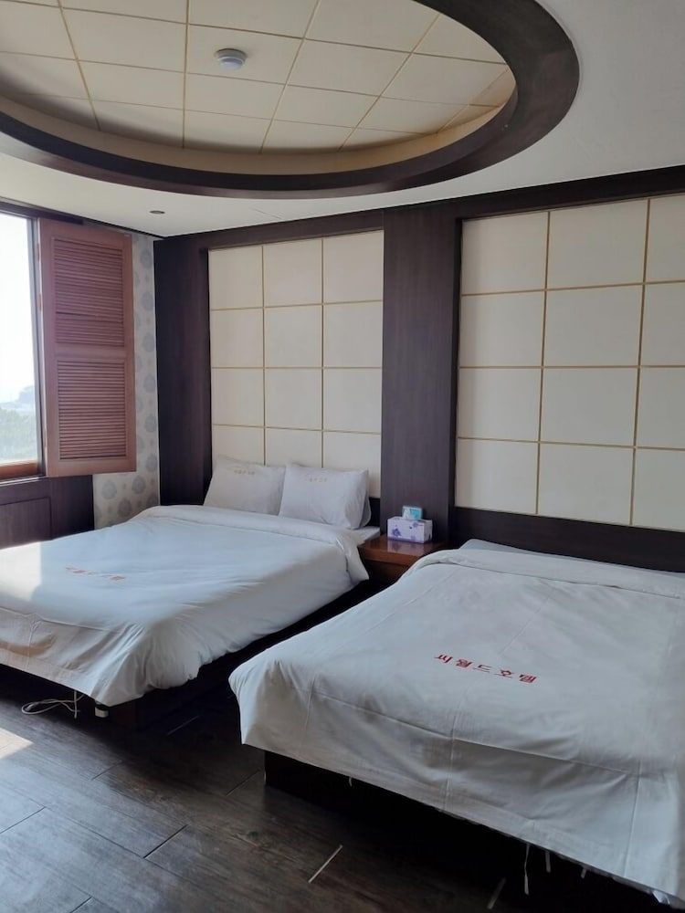 Hotel Seaworld 3